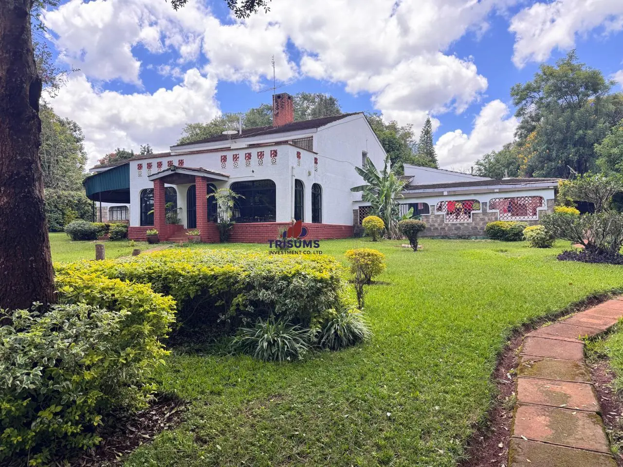 7 Bedroom House on 1.11 Acres in Old Runda